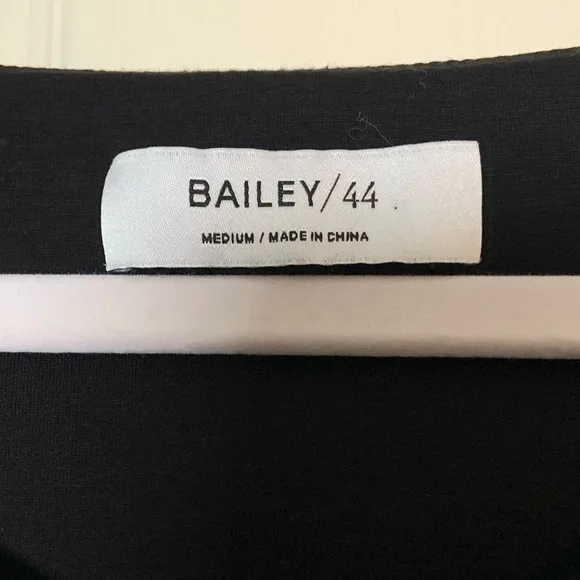 BAILEY 44| FULL MOON TOP - Picture 3 of 9